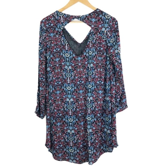 Lush Womens Black Floral V-Neck Cutout Back Long Sleeve Tunic Dress - Picture 3 of 16